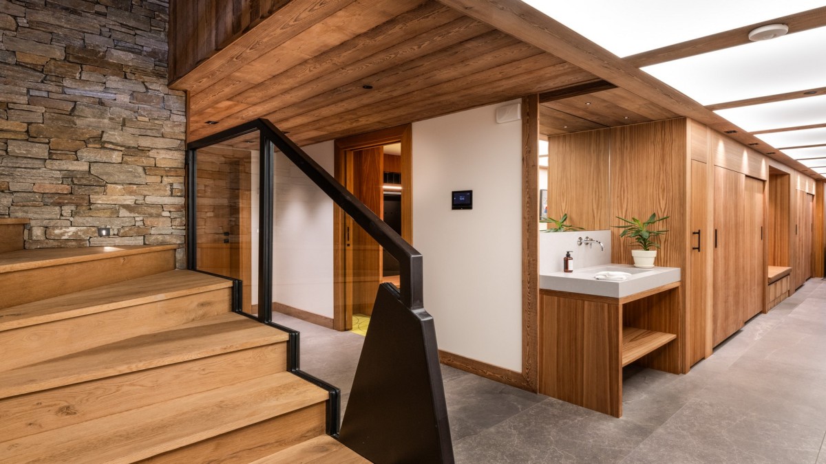 Granite Mountain Lodge