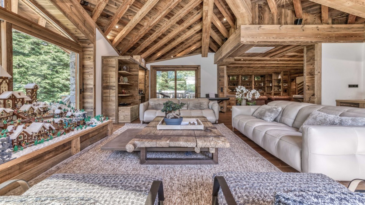 Chalet Indigo Chalet Indigo