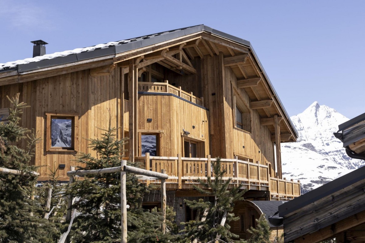 Chalet Sneg
