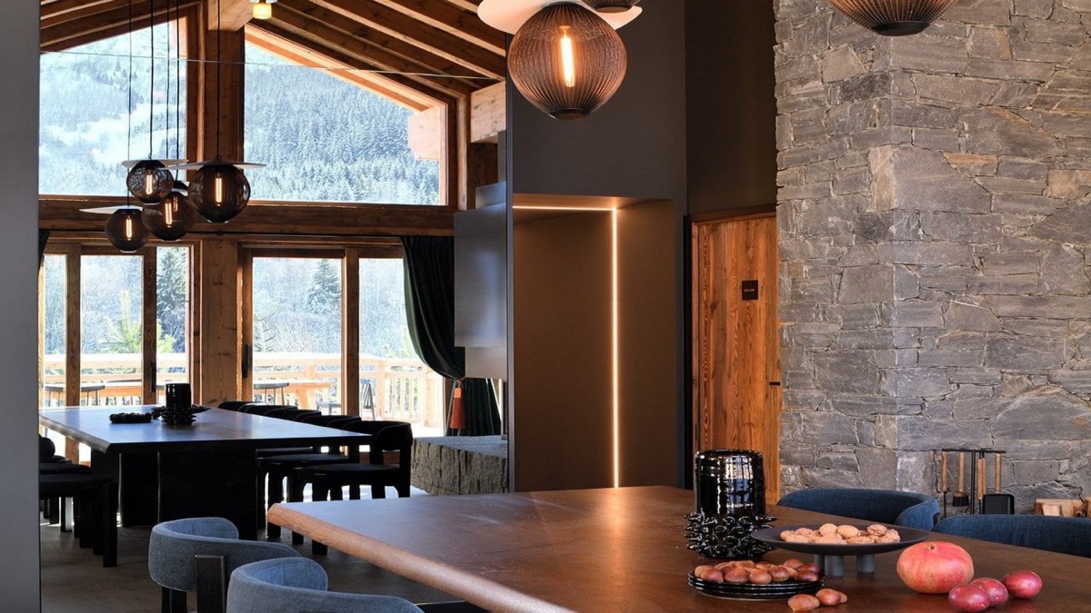 Chalet Black Peak