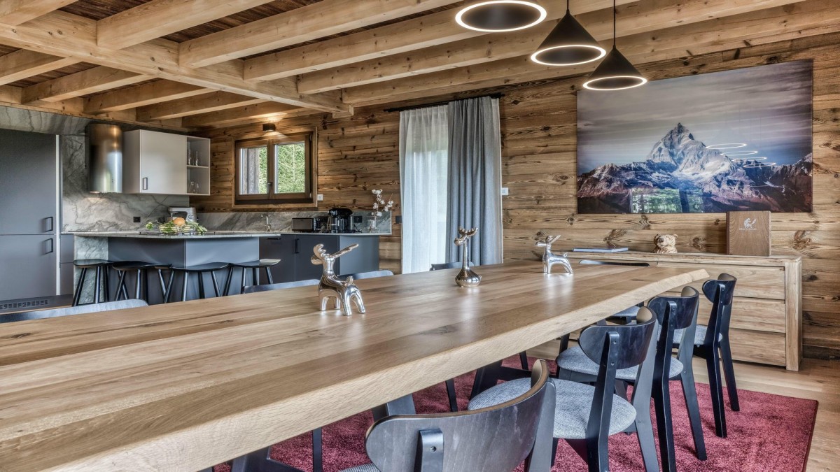 Chalet Grey Fox Chalet Grey Fox