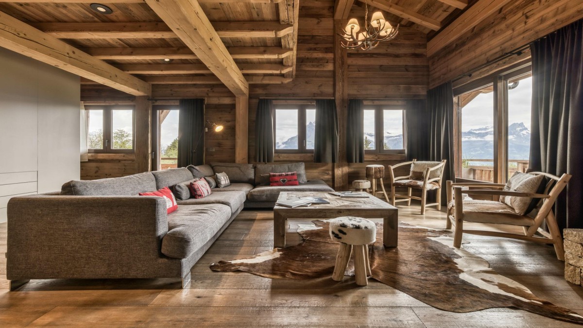 Chalet Silver Fox