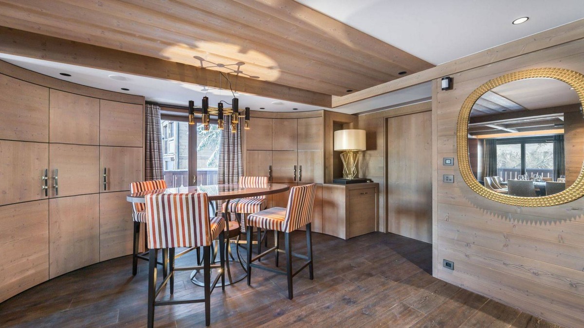 Chalet Elixir
